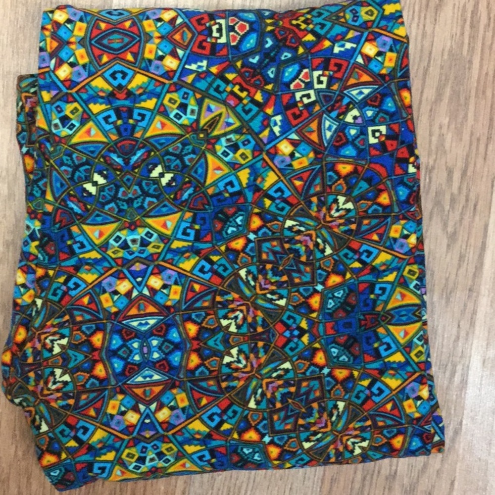 NWOT OS Lularoe Leggings